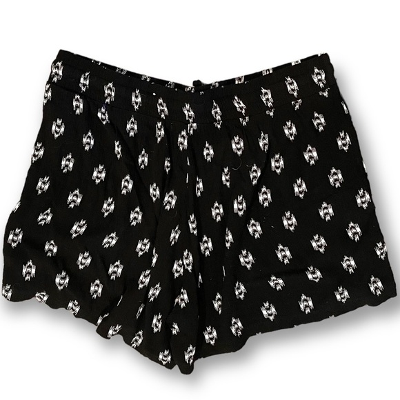 C Wonder Size L Women's Pull On Adjustable Drawcord Cabana Short - Picture 2 of 4